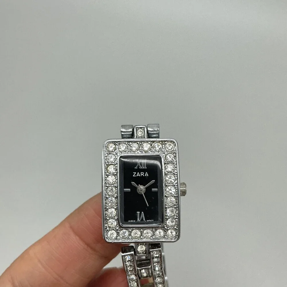 Zara FA0179 Womens Watch 19mm Black Dial Silver Tone Crystals New Battery 7